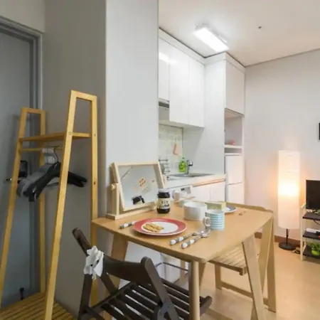 Basecamp Jongno Apartment